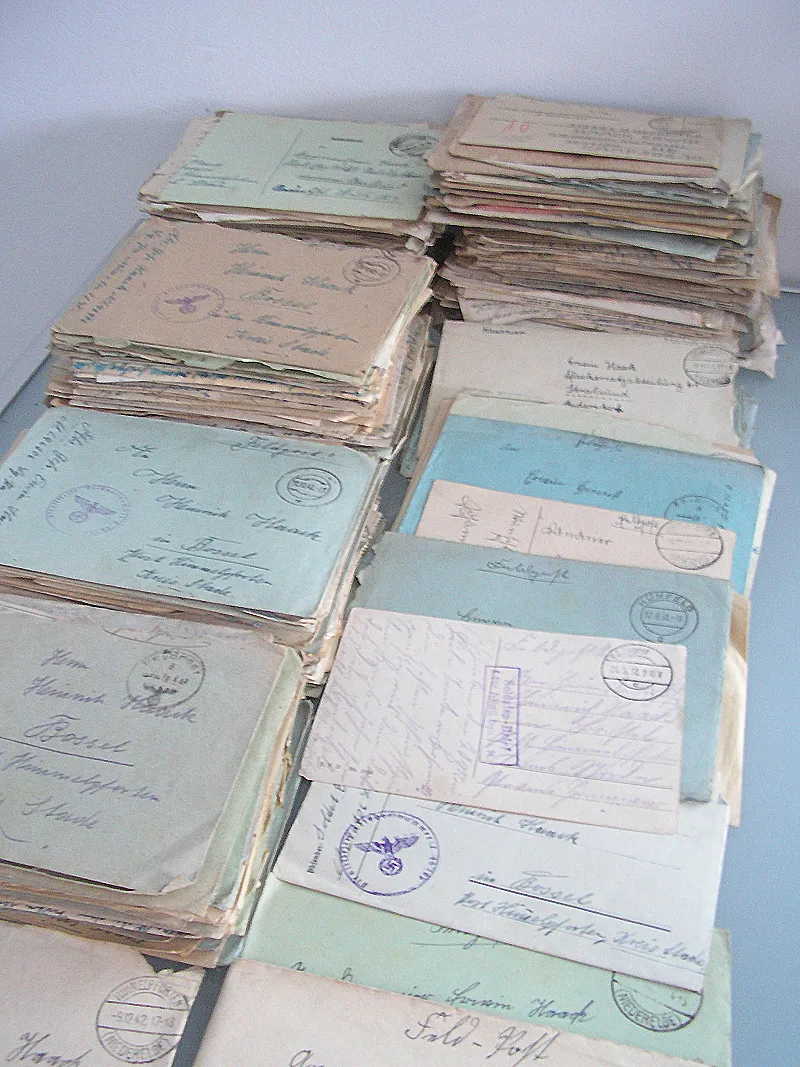 Verkaufe 1 Kiste Feldpost t,Flugpost,Kriegs-Gefangenpost,ca500St.